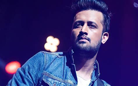 Il concerto di Atif Aslam: Un'esplosione di musica e fascino pakistano a Milano!